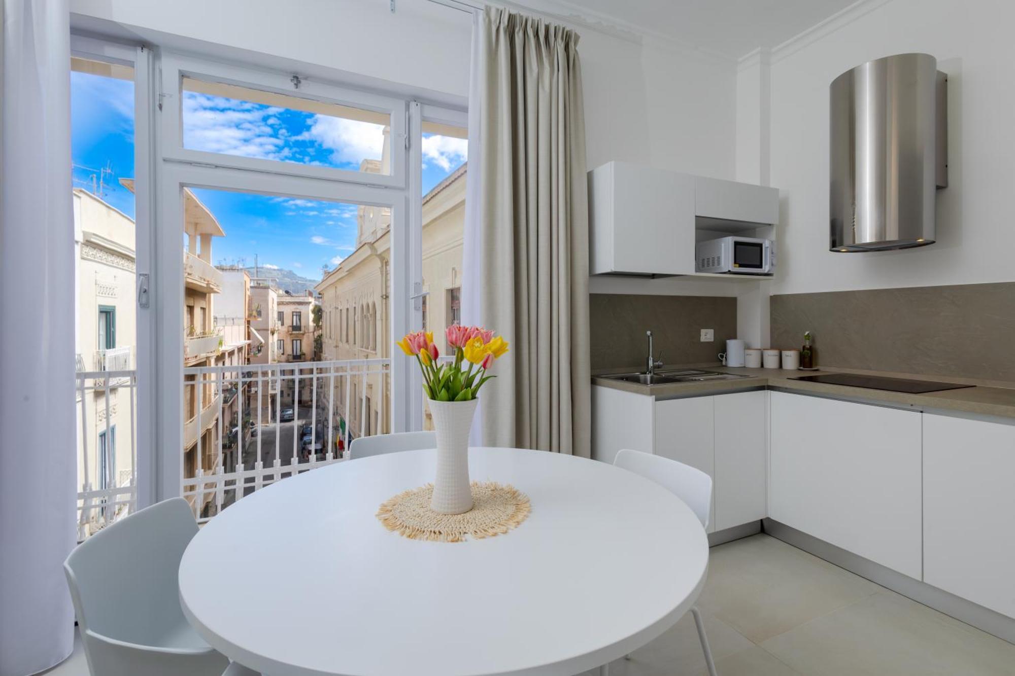 Adamas Apartment , Rooms And Suite Trapani Exterior photo